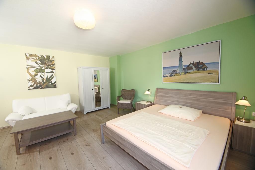 Stadthotel Juelich - Hotelwohnungen Exteriör bild